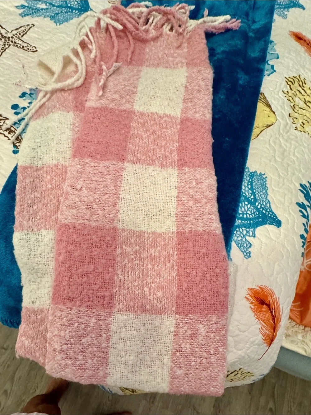 Source Unknown cozy knit